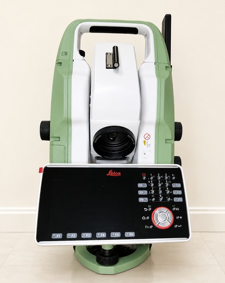Leica TS20 Robotic Total Station (1)